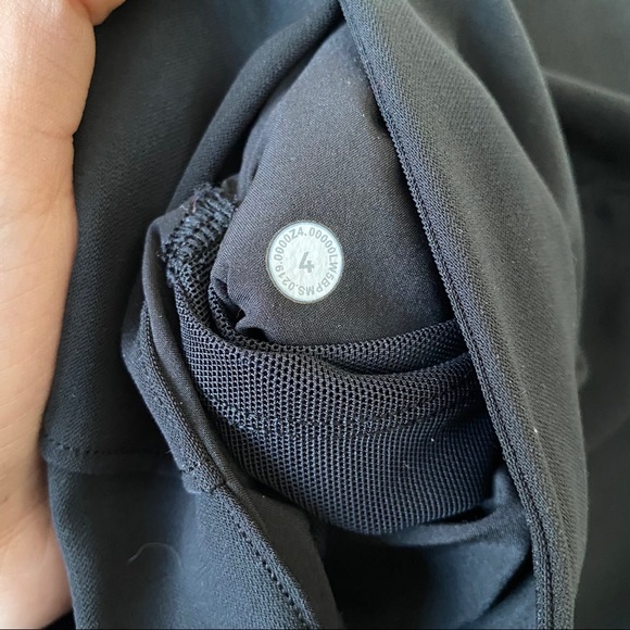 ‼️SOLD‼️On the Fly pants - Picture 4 of 4